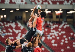 世界杯：使用可重复利用杯具的球场垃圾减少三成 官方力推该方案