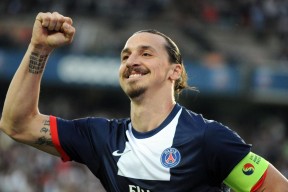 国际体联世界体操世界杯总决赛 跳马项目新增高难度动作被顺利完成