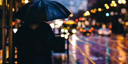 AIYOUXI.COM-15中10砍25分，生涯正名之战，湖人队的又一个里夫斯？，湖人 里夫斯